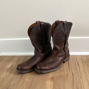 Ariat Tan Leather Western Boots - men’s size 11